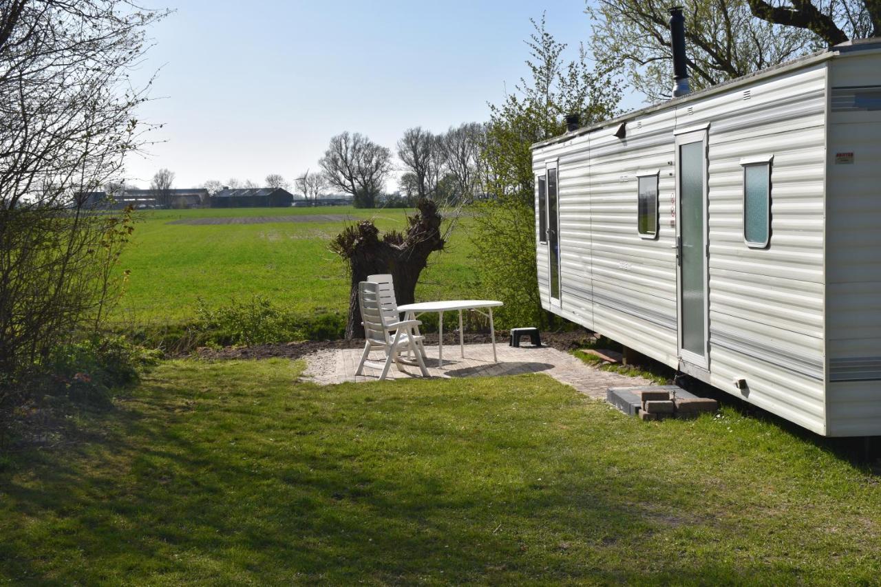 Camping De Blauwe Reiger Pieterzijl Exterior photo