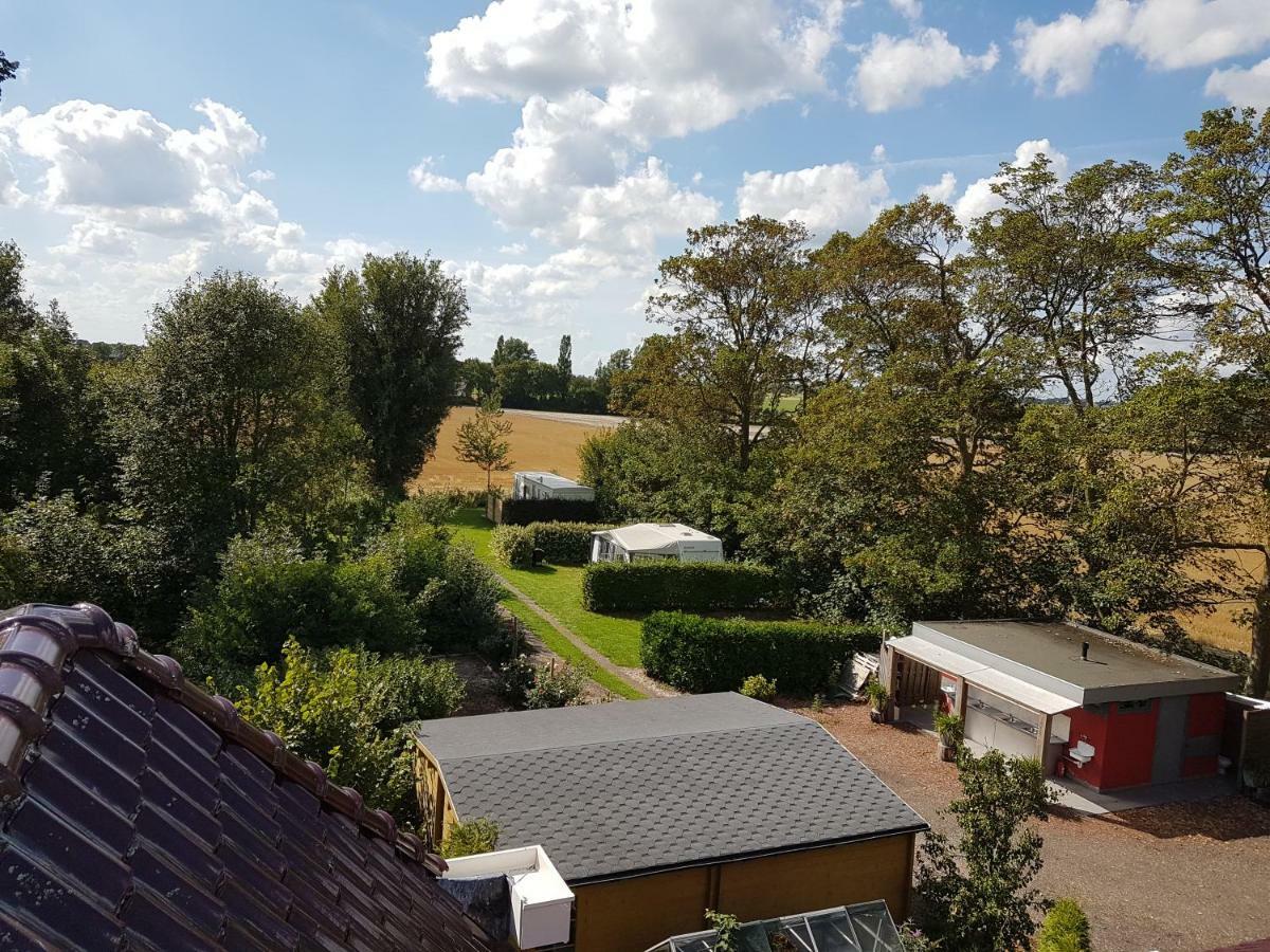 Camping De Blauwe Reiger Pieterzijl Exterior photo
